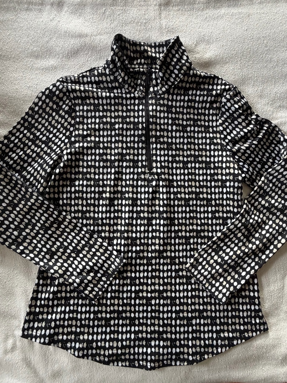 Chico's Zenergy Black, Tan & White Micro-Print Quarter-Zip Pullover Top